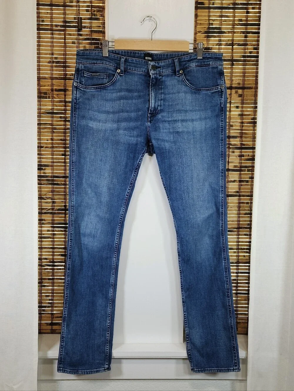🔥 Upgrade Your Denim Game: Hugo Boss / Candiani Slim Fit Jeans (Size 34x32) 🔥